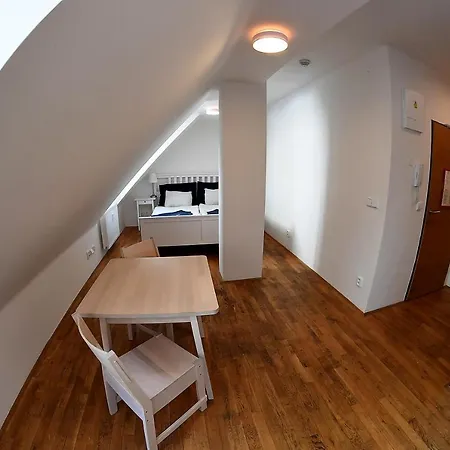 Mitte In * Brno